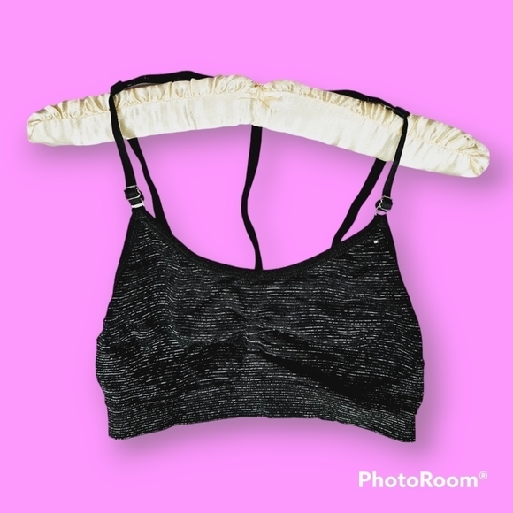 Move by Ardene Black & White Pinstripe Lightweight Strappy Sports Bra Size M-L - Picture 1 of 6